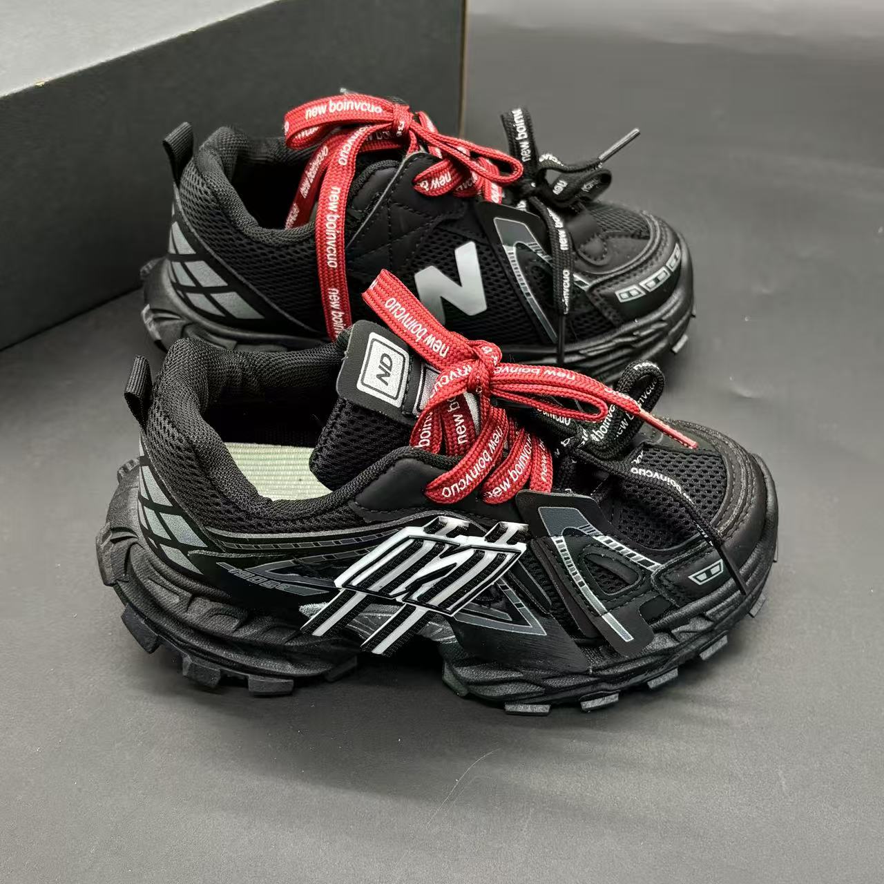 Children's shoes child